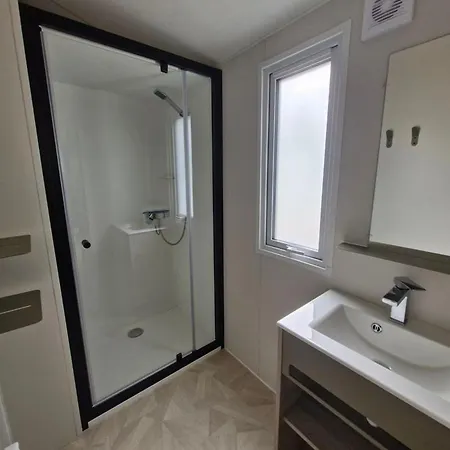 Ferienhaus Mobil 4 Pers., Terrasse Et Parking, St Jean De Monts - Fr-1-777-44 Saint-Jean-de-Monts